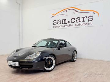 PORSCHE 911 Carrera 996 Coupé