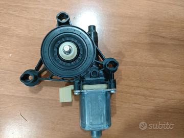 Motorino alzavetro anteriore sinistro VW Golf 7 – 