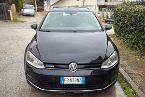 Volswagen Golf 7 variant 1.4 TGI Highline metano