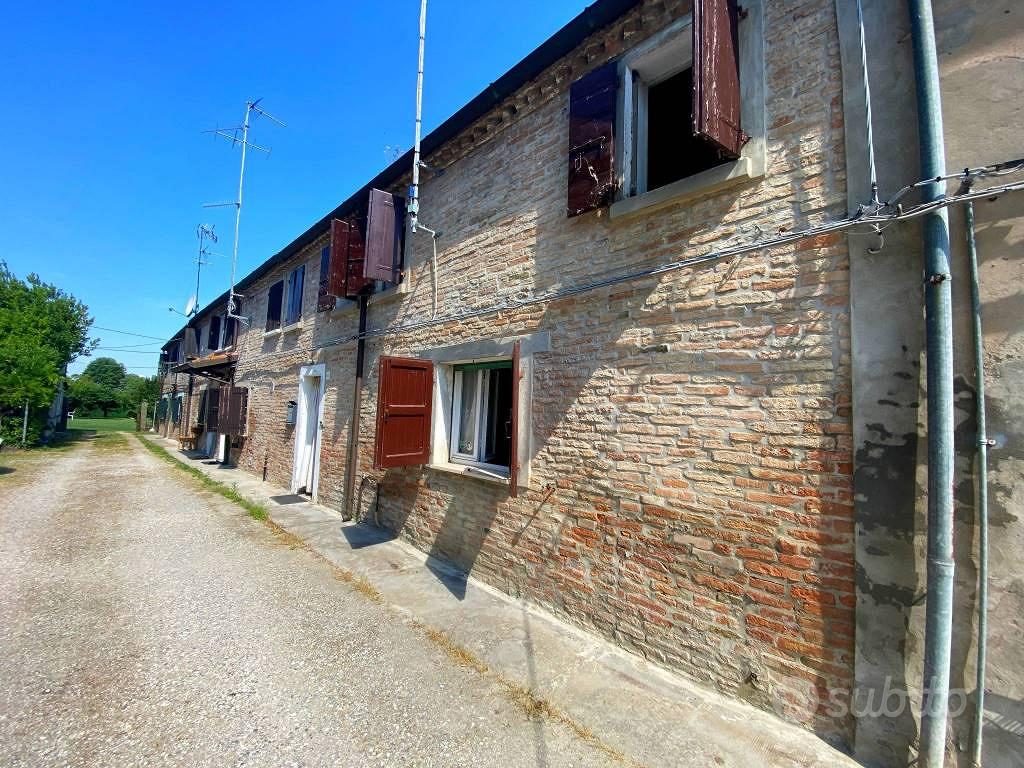 Villetta a schiera di 132 m² con 4 locali e box au