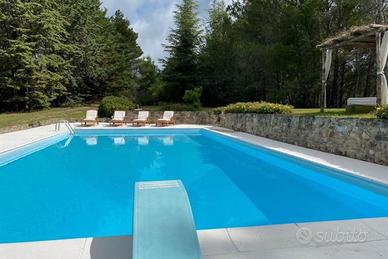 Casale con Piscina