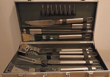 Set barbecue - valigetta 18 attrezzi - nuova