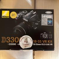 Nikon D3300 AF-P 18-55 VR kit + obiettivo 18-200