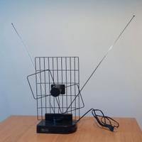 Antenna interna amplificata