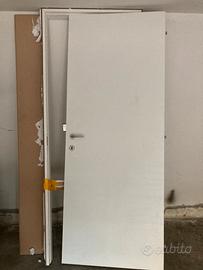 Porta per interni nuova