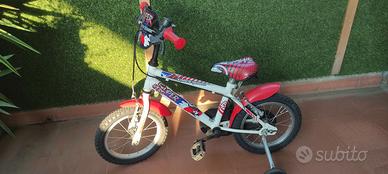bicicletta da bambino con rotelle