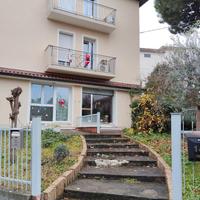 Negozio zona "seminario" a cesena