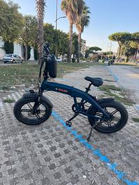Bicicletta elettrica orange