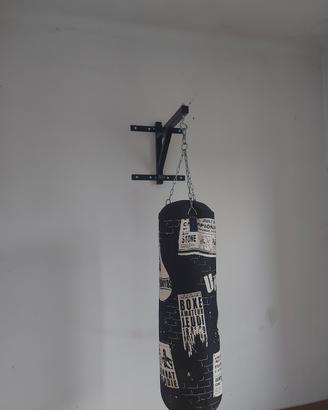 sacco boxe e attacco