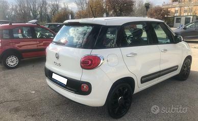 FIAT 500L Living