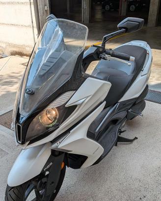 Kymco Downtown 359i