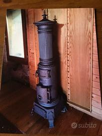 Stufa a legna del 1800 in ghisa