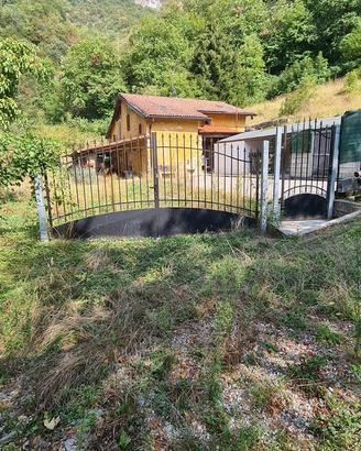Splendida tenuta restrutturata  196000 mt terreno