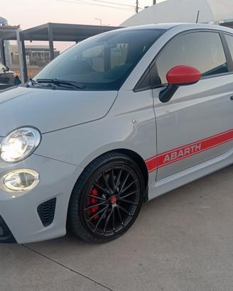 Abarth 595 1.4 Turbo T-Jet 180CV