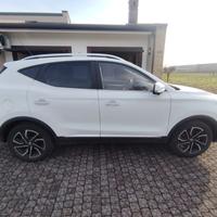 mg ZS luxury 1000 ottobre 2023