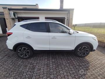 mg ZS luxury 1000 ottobre 2023