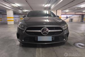 Mercedes classe a 200d Business auto