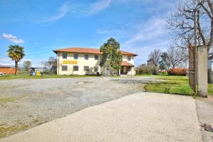 NEGOZIO A CIGLIANO