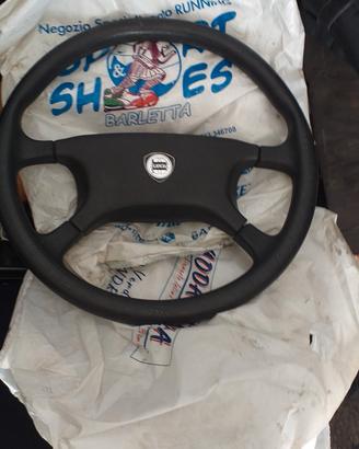 Volante Lancia  Super Tema 1989.