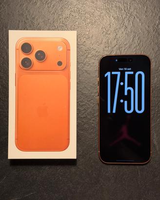 iPhone 17 Pro 256GB Cosmic Orange in garanzia