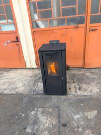 Stufa pellet 7 kW  marca TEPOR