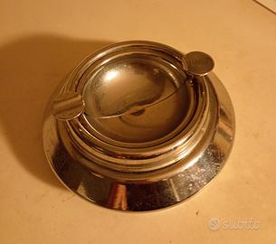 Posacenere in acciaio anni 80