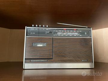 Radio a cassetta anni 70