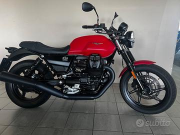 Moto Guzzi V7 III