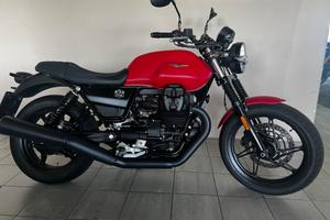 Moto Guzzi V7 III