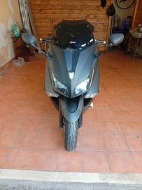 Yamaha TMAX 530 Black Max – 2014