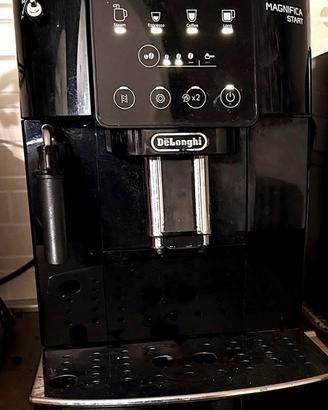 Maccchina da caffè Magnifica Start  - Delonghi