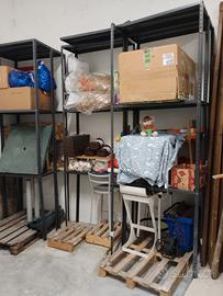 scaffalatura in metallo