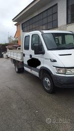 Iveco daily 35/C14HPI doppia cabina 7 posti