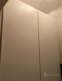 Armadio Ikea bianco 2 ante, appendiabiti, cassetti