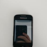 Cellulare Smeezu