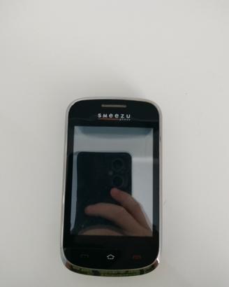 Cellulare Smeezu