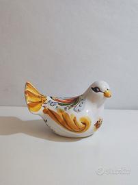 Colomba in ceramica smaltata di Caltagirone