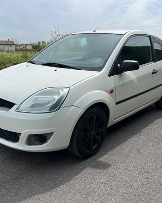 Ford Fiesta 1.2 16V 3p. Sport