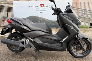 Yamaha X-Max 250 Momo Design