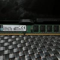 1 Memoria RAM KINGSTON 4GB