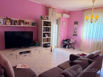 Luminoso 110mq più garage. Via Cannizzaro