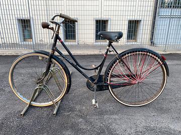 2 bici da donna freni a bacchetta anni 50/60