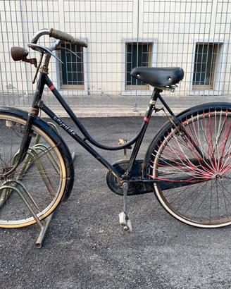 2 bici da donna freni a bacchetta anni 50/60
