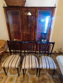 credenza anni 50/60 + 6 sedie coordinate.