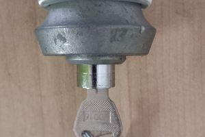 Antifurto meccanico gancio traino