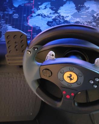 Volante Thrustmaster Ferrari GT + Pedaliera per PC