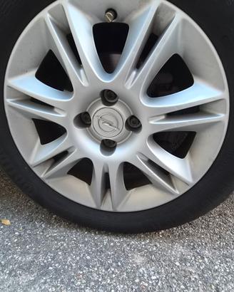 cerchi in lega originali OPEL da 16 pollici quattr
