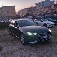 Audi A4 Avant 40 TDI S tronic line edition