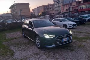 Audi A4 Avant 40 TDI S tronic line edition