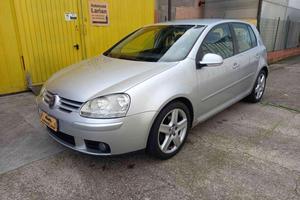 VOLKSWAGEN Golf 2.0 16V TDI 4mot. 5p. Sportline